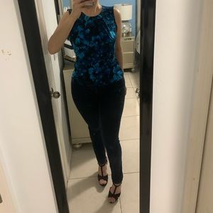 Calvin Klein top 💙🖤🤍